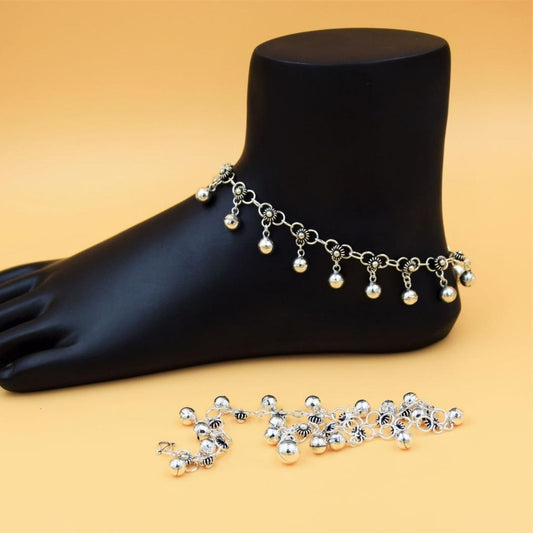 Silver enchanted bloom anklets for women